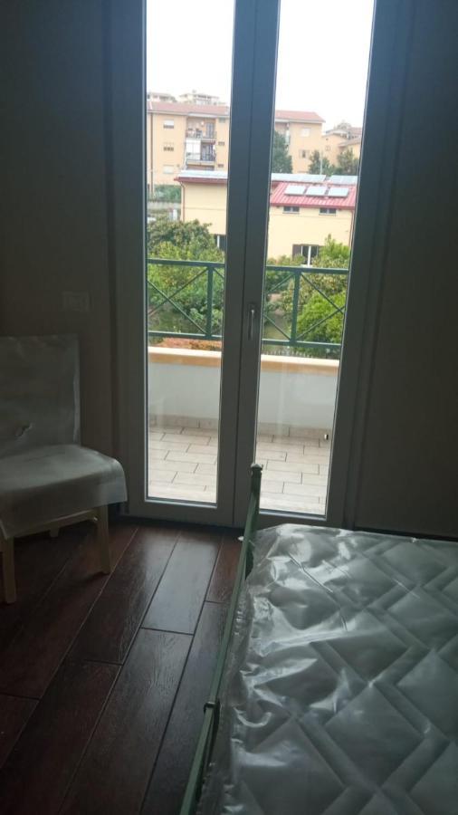 Via Cagliari Apartment Catanzaro Luaran gambar